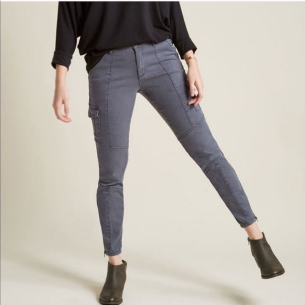 ModCloth Utility Devotee Skinny Cargo